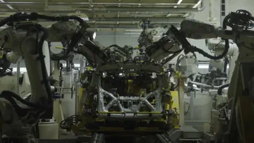 黑暗工厂：无需照明的制造业未来