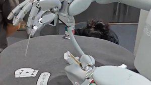 Sharpa机器人手是真的,在IROS 2025上表现出色