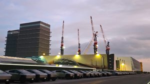 SpaceX 斥资 2.5 亿美元建造 GigaBay 加速火箭生产