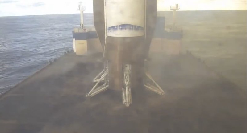 贝佐斯加入火箭回收俱乐部,历时25载