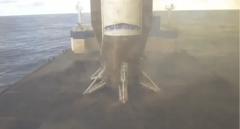 贝佐斯加入火箭回收俱乐部，历时25载