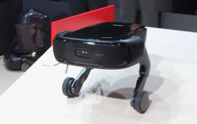 Roborock Saros Rover：终于长腿的扫地机器人