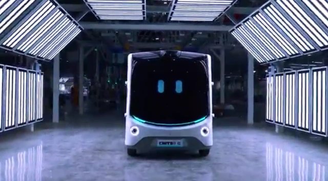 优必选联手富士康：人形机器人正式“入职”汽车生产线