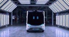 优必选联手富士康：人形机器人正式“入职”汽车生产线