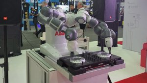 Automate 2025展示了下一代机器人技术，吸引40,000名与会者
