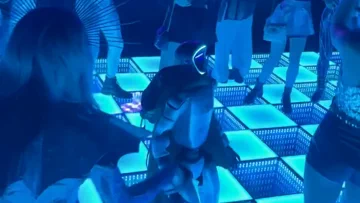 机器人赢得尬舞比赛，人类瑟瑟发抖