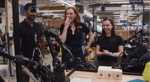 DeepMind 机器人打包午餐，拒绝当蝙蝠侠