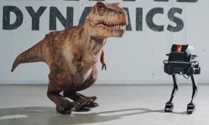 LimX Dynamics 释放机器人 T-Rex 震撼街头