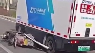 中国无人驾驶送货车无视障碍