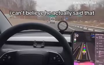 特斯拉 Grok AI 毒舌上线：零容忍模式开启，车主惨遭疯狂吐槽