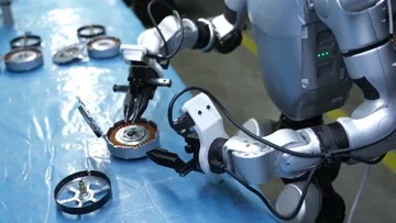 机器人制造机器人：宇树 G1 正式开启“自我复制”模式