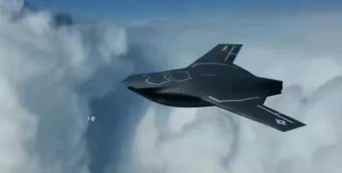 Shield AI 揭秘 X-BAT：没有驾驶舱的垂直起降无人战斗机