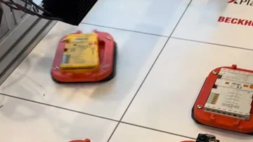 倍福 XPlanar：让工厂车间像“空气曲棍球”般丝滑运转