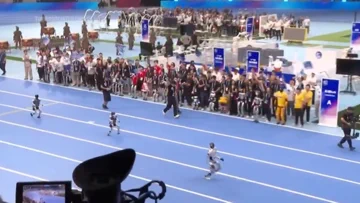 机器人奥运会：北京的人形机器人运动会正式启动