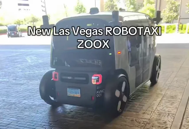 Zoox 机器人出租车：拉斯维加斯免费乘坐，无方向盘设计